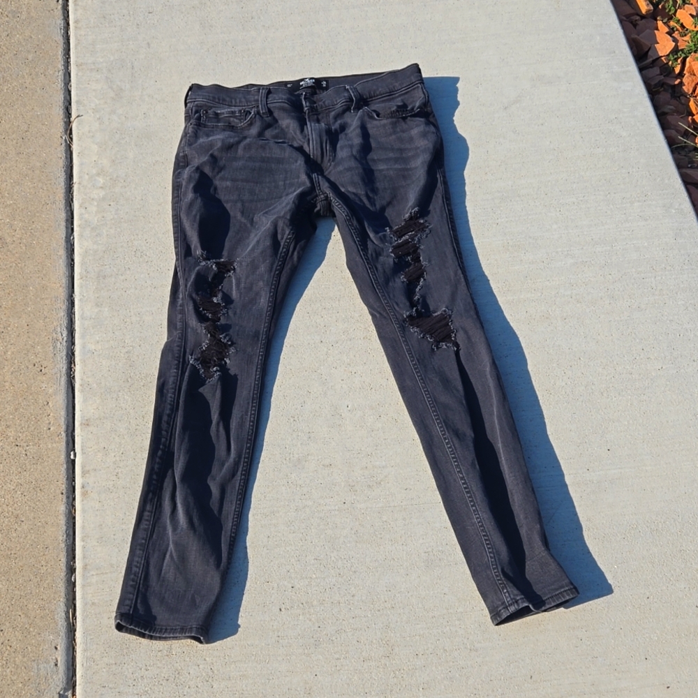 Hollister Destroyed Skinny Jeans 34x32